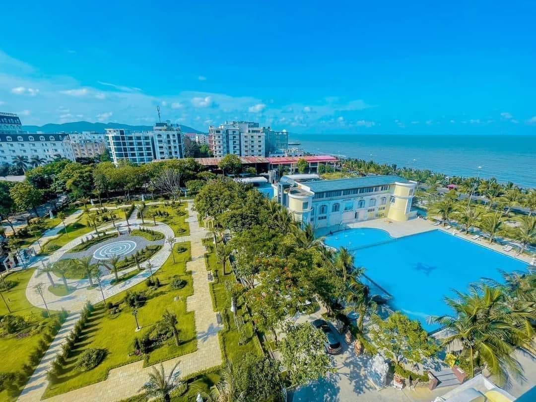 Biển Hải Tiến