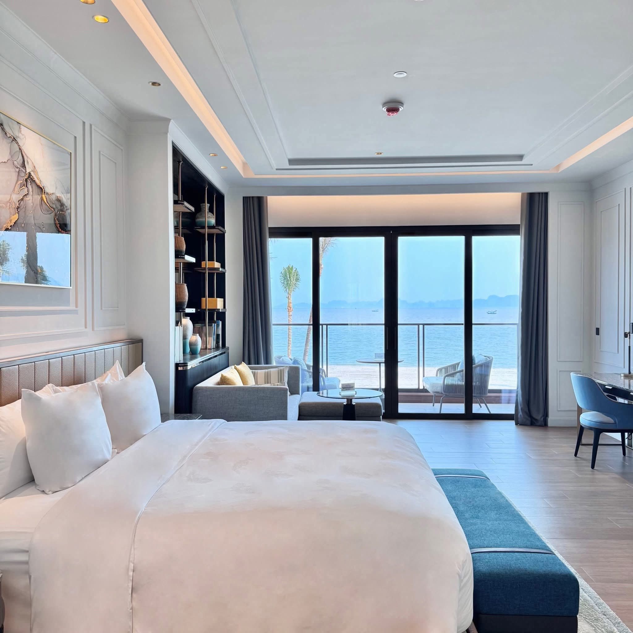 InterContinental Hạ Long Bay | Resort 6 sao đầu tiên tại Hạ Long | Giá phòng, review & combo ưu đãi 2026