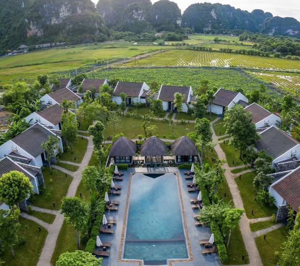 Aravinda Resort Ninh Bình | Review & Giá phòng 2025 | Chốn trú ẩn giữa đại ngàn Vân Long