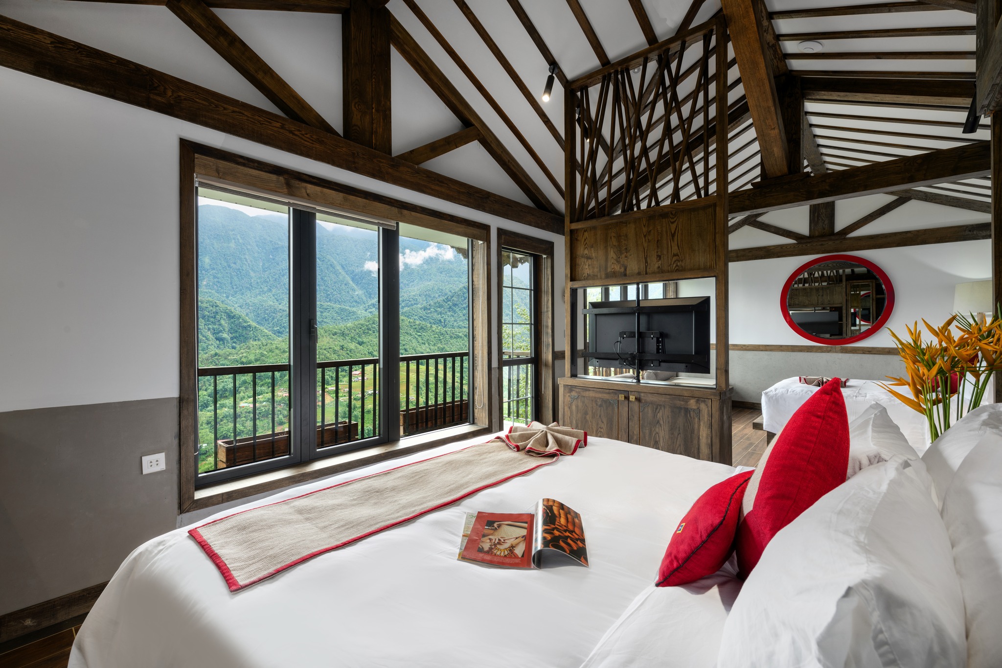 Cat Cat Hill Resort Sapa – Thiên đường nghỉ dưỡng giữa bản làng mây trắng | Review chi tiết, giá phòng, lịch trình & trải nghiệm 2025