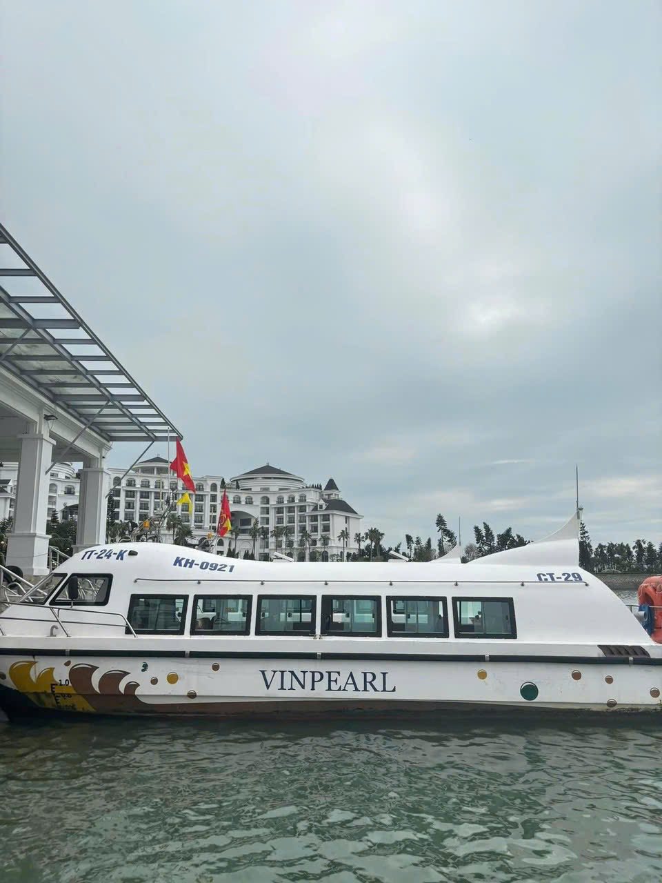 Vinpearl Resort & Spa Hạ Long | Resort 5 sao giữa vịnh di sản | Giá, Review & Tour 2026